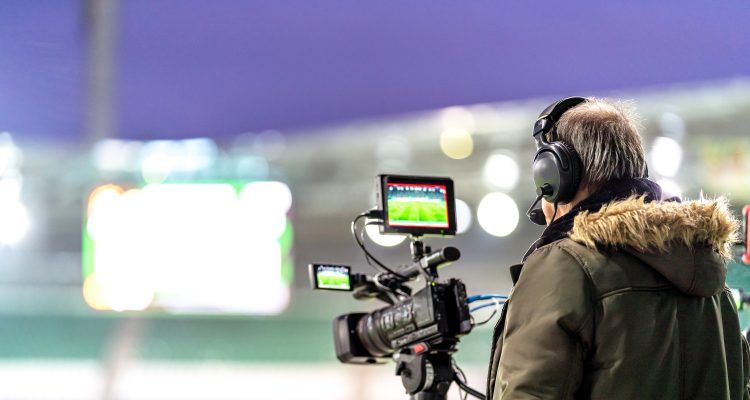 Le métier d'analyste vidéo sur le terrain de football