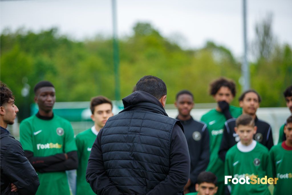 Comment un scout analyse un joueur